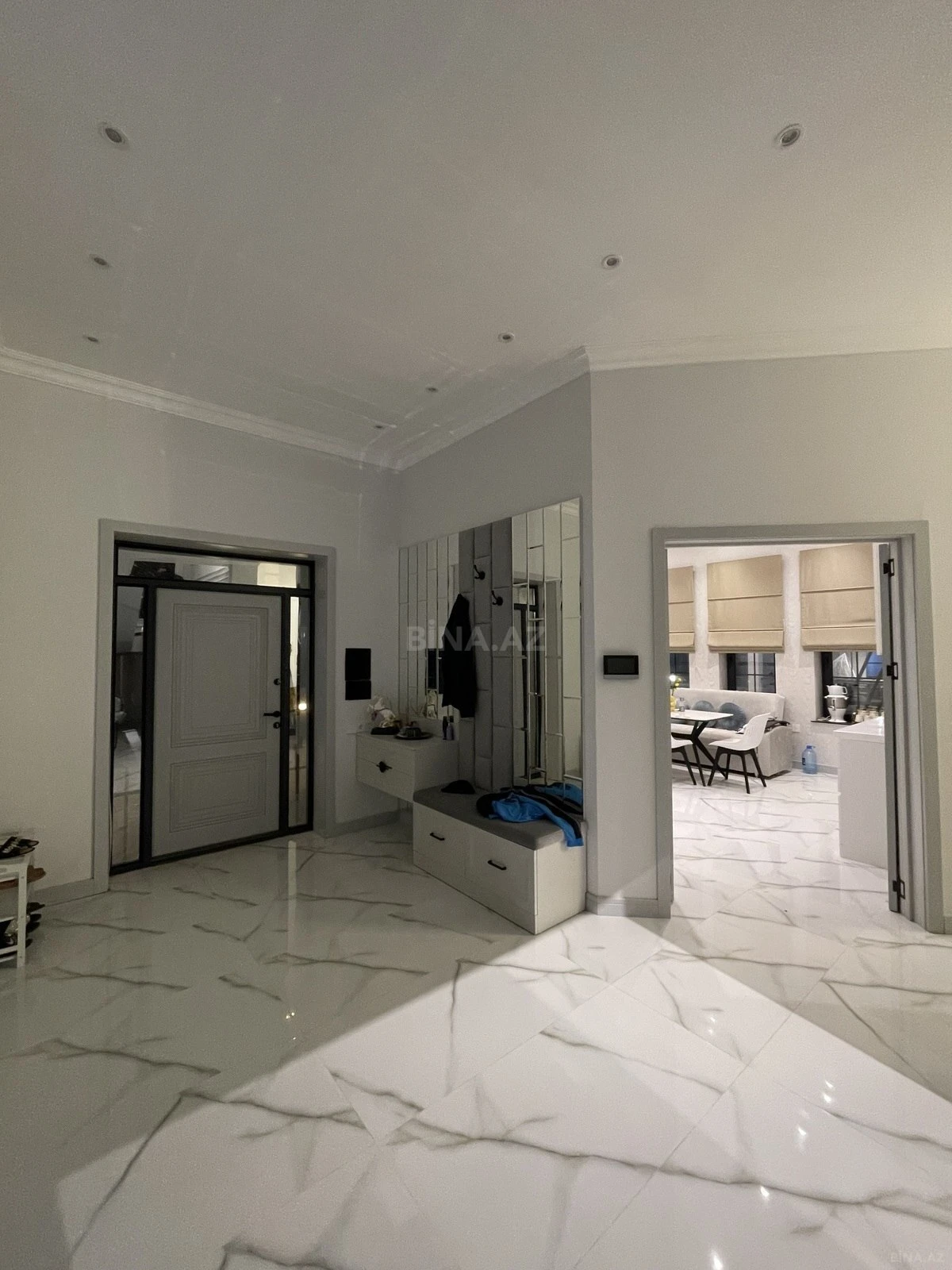 Kirayə verilir 5 otaqlı həyət evi 400 m²