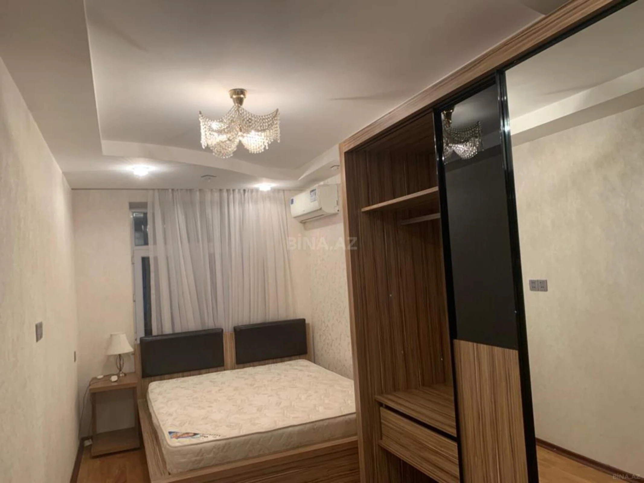 Kirayə verilir 2 otaqlı mənzil 70 m²