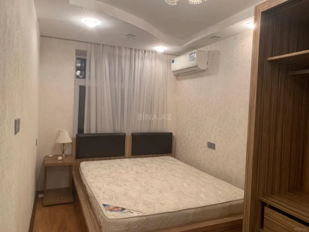 Kirayə verilir 2 otaqlı mənzil 70 m²