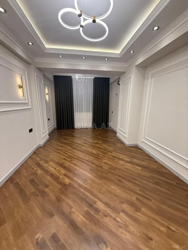 Satılır 3 otaqlı mənzil 87 m²