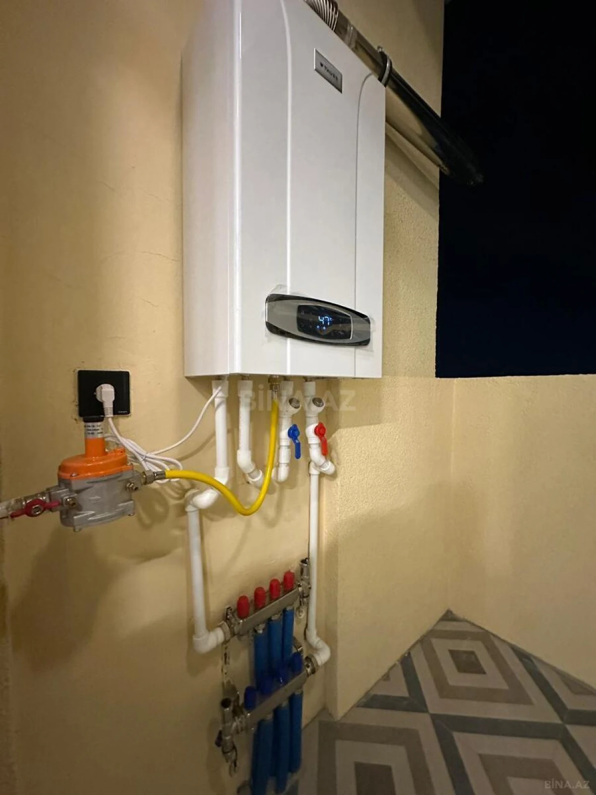 Satılır 3 otaqlı mənzil 70 m²