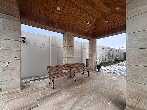 Satılır 5 otaqlı həyət evi 350 m²