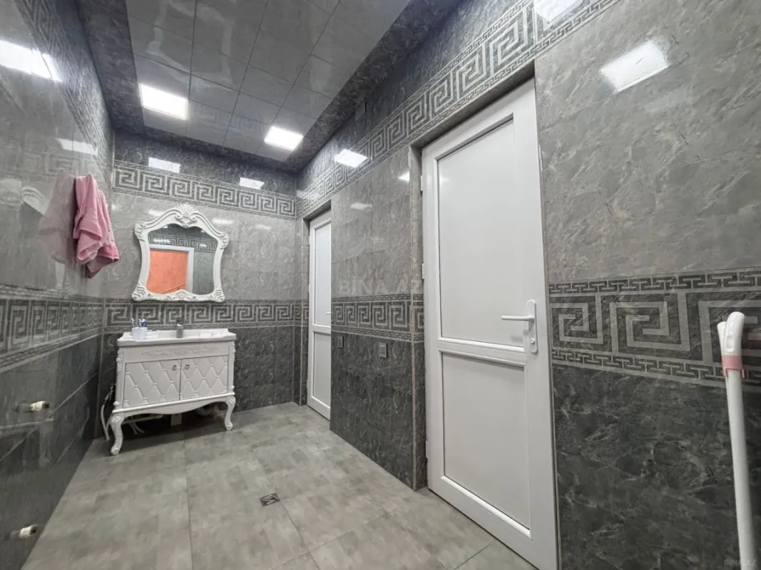 Satılır 5 otaqlı həyət evi 350 m²