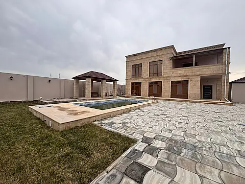 Satılır 5 otaqlı həyət evi 350 m²