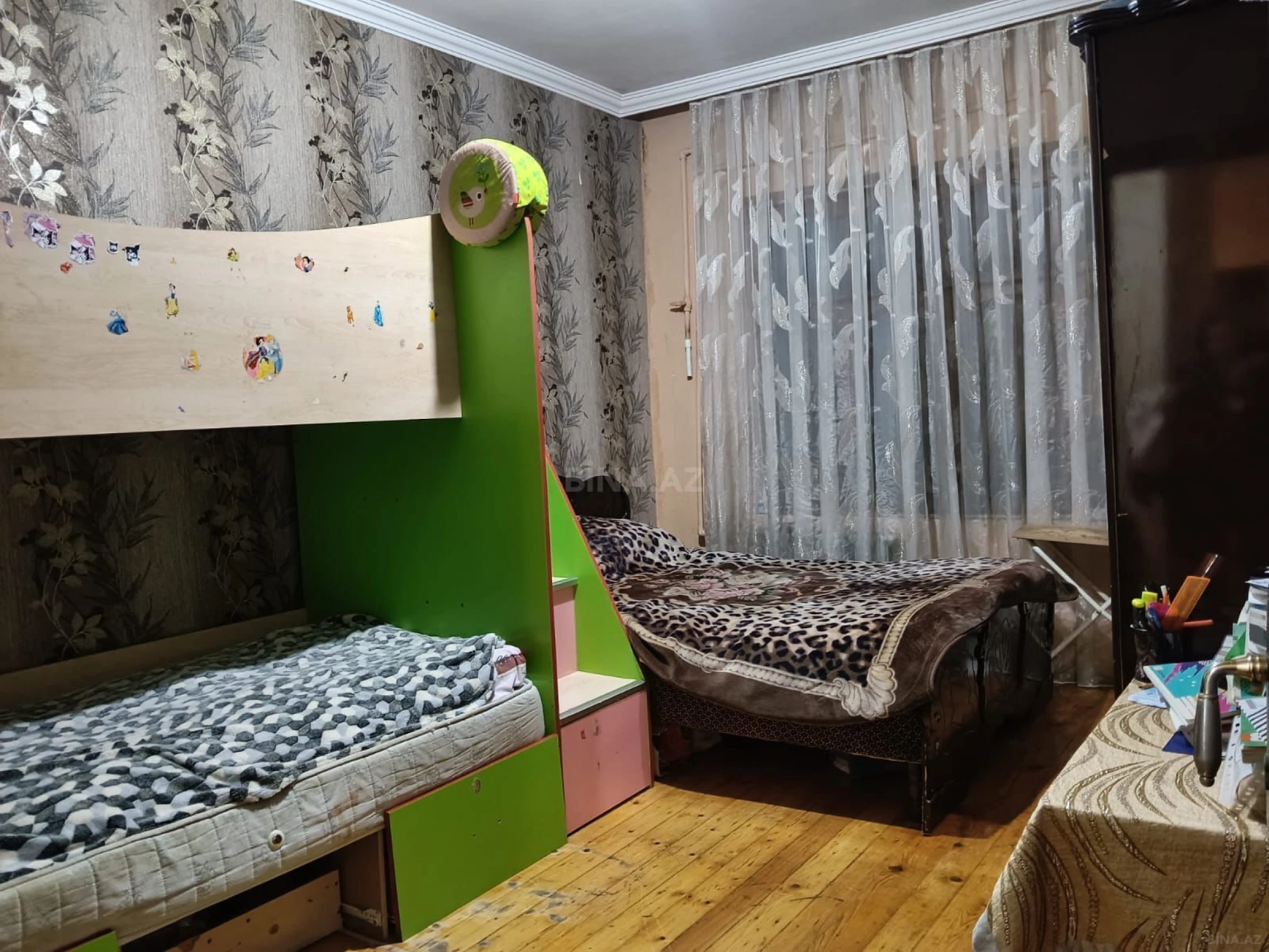 Satılır 3 otaqlı mənzil 90 m²