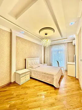 Satılır 3 otaqlı mənzil 100 m²