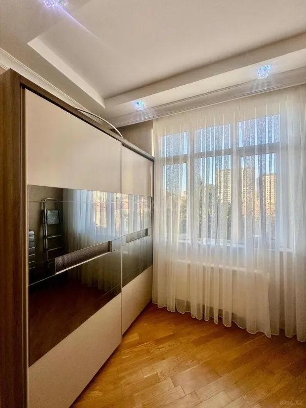 Satılır 3 otaqlı mənzil 100 m²