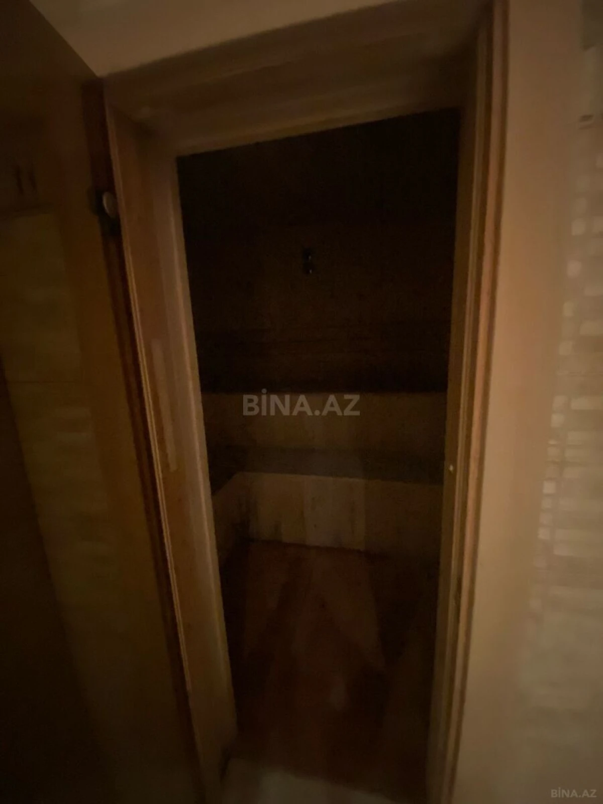 Kirayə verilir 10 otaqlı həyət evi 550 m²