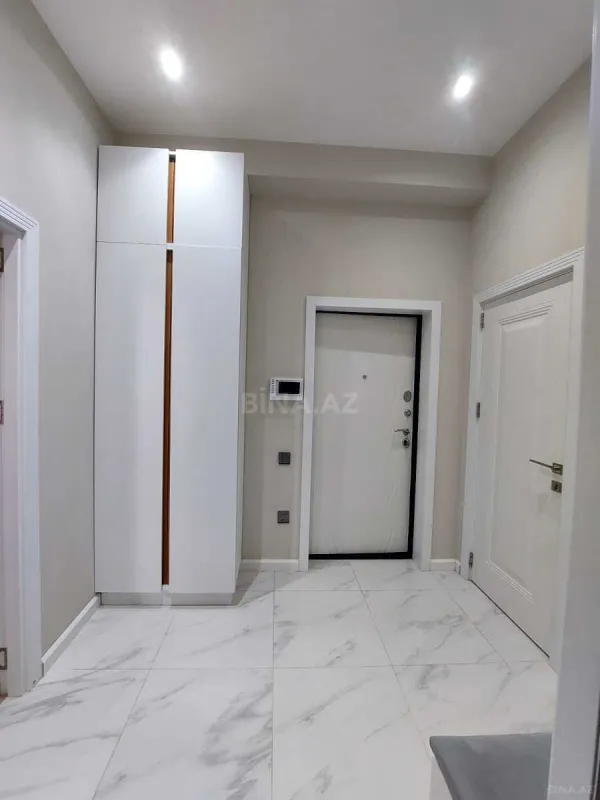 Kirayə verilir 2 otaqlı mənzil 65 m²