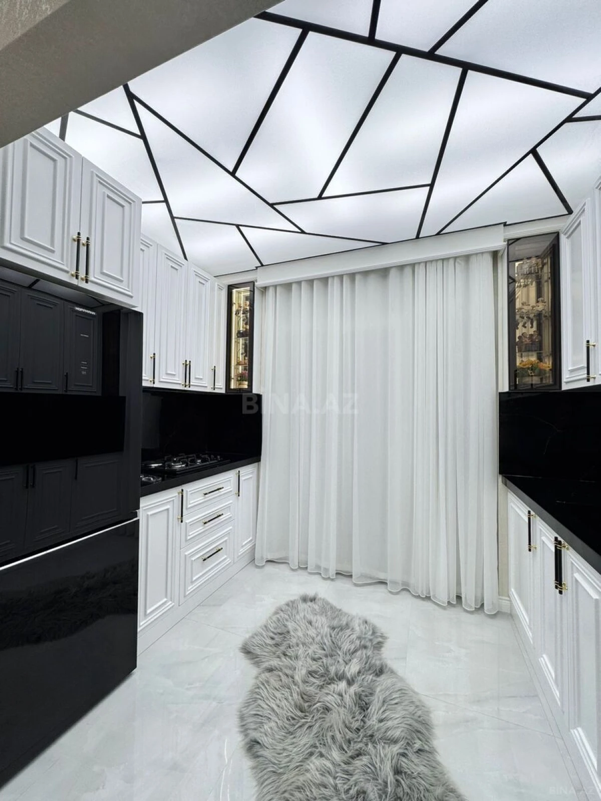 Satılır 3 otaqlı mənzil 100 m²