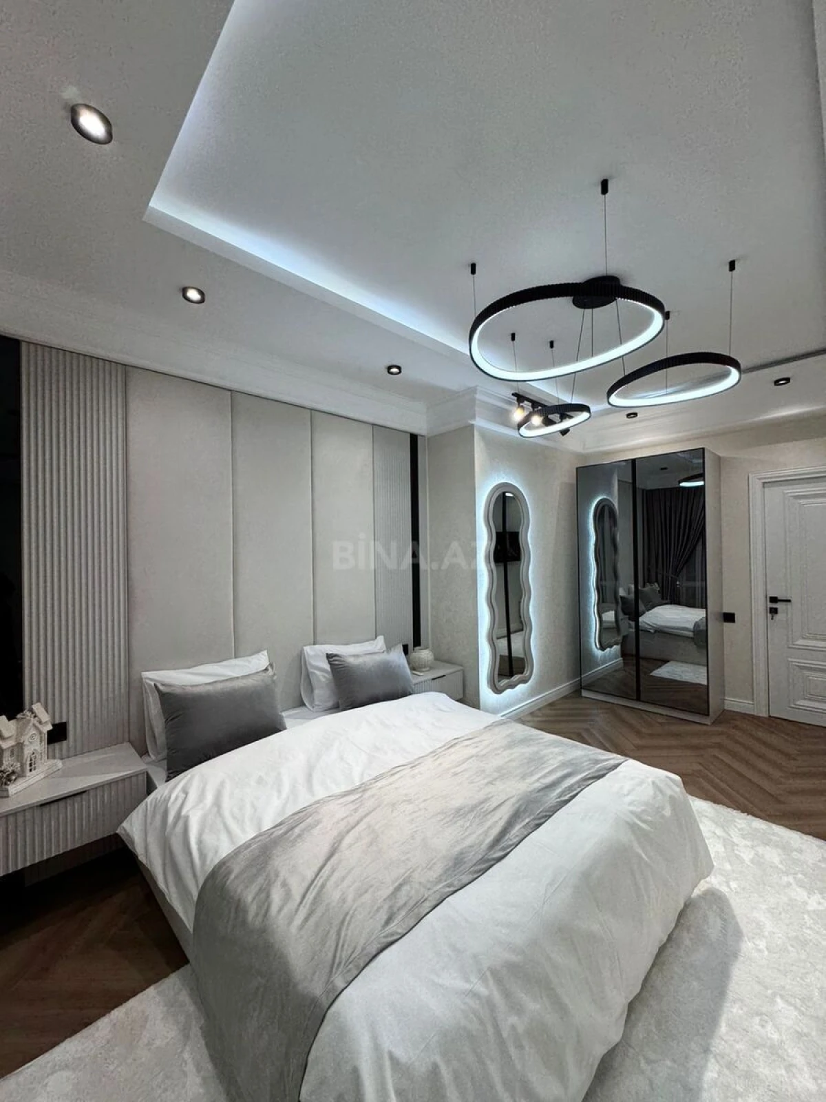 Satılır 3 otaqlı mənzil 100 m²