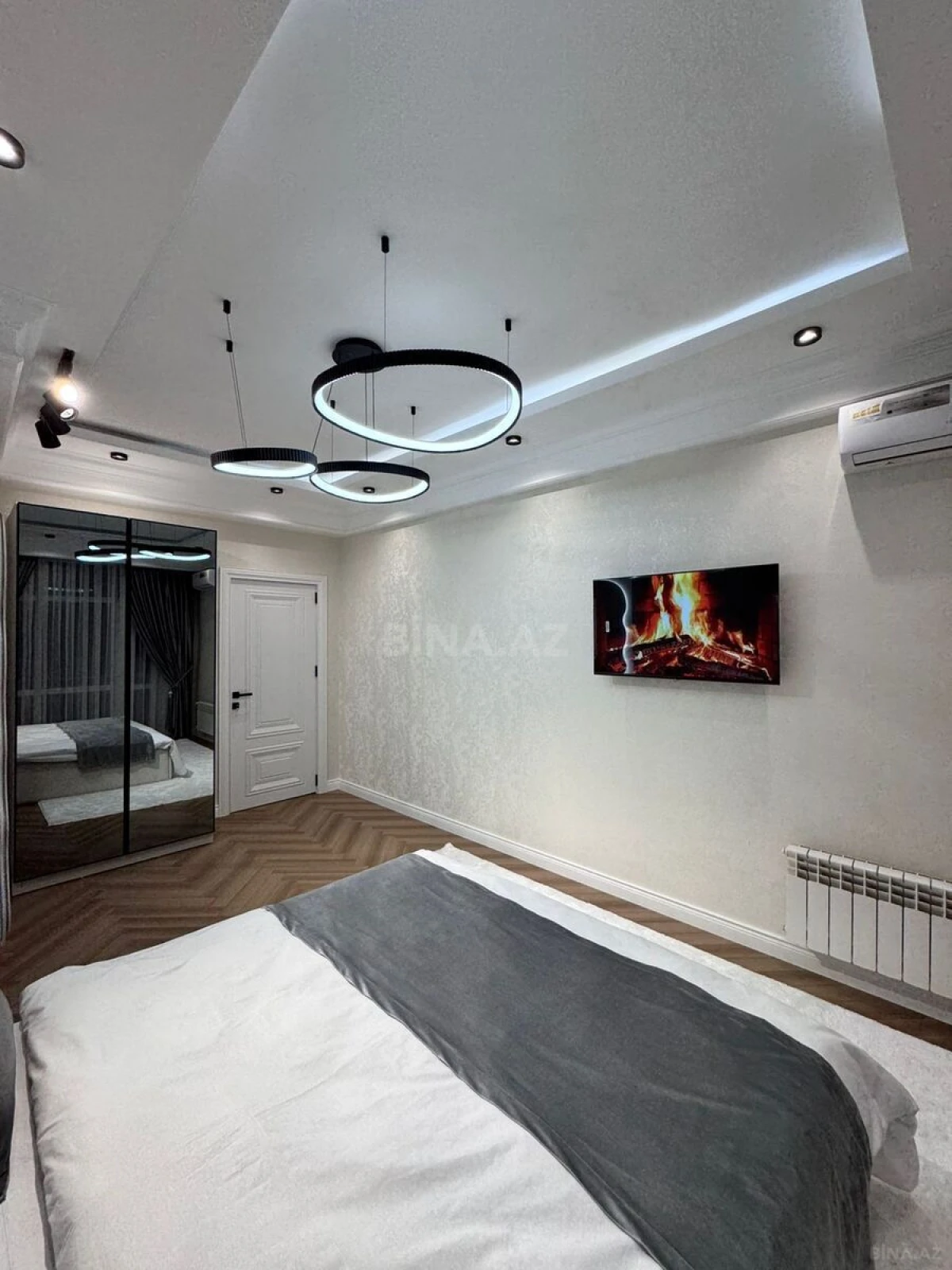 Satılır 3 otaqlı mənzil 100 m²