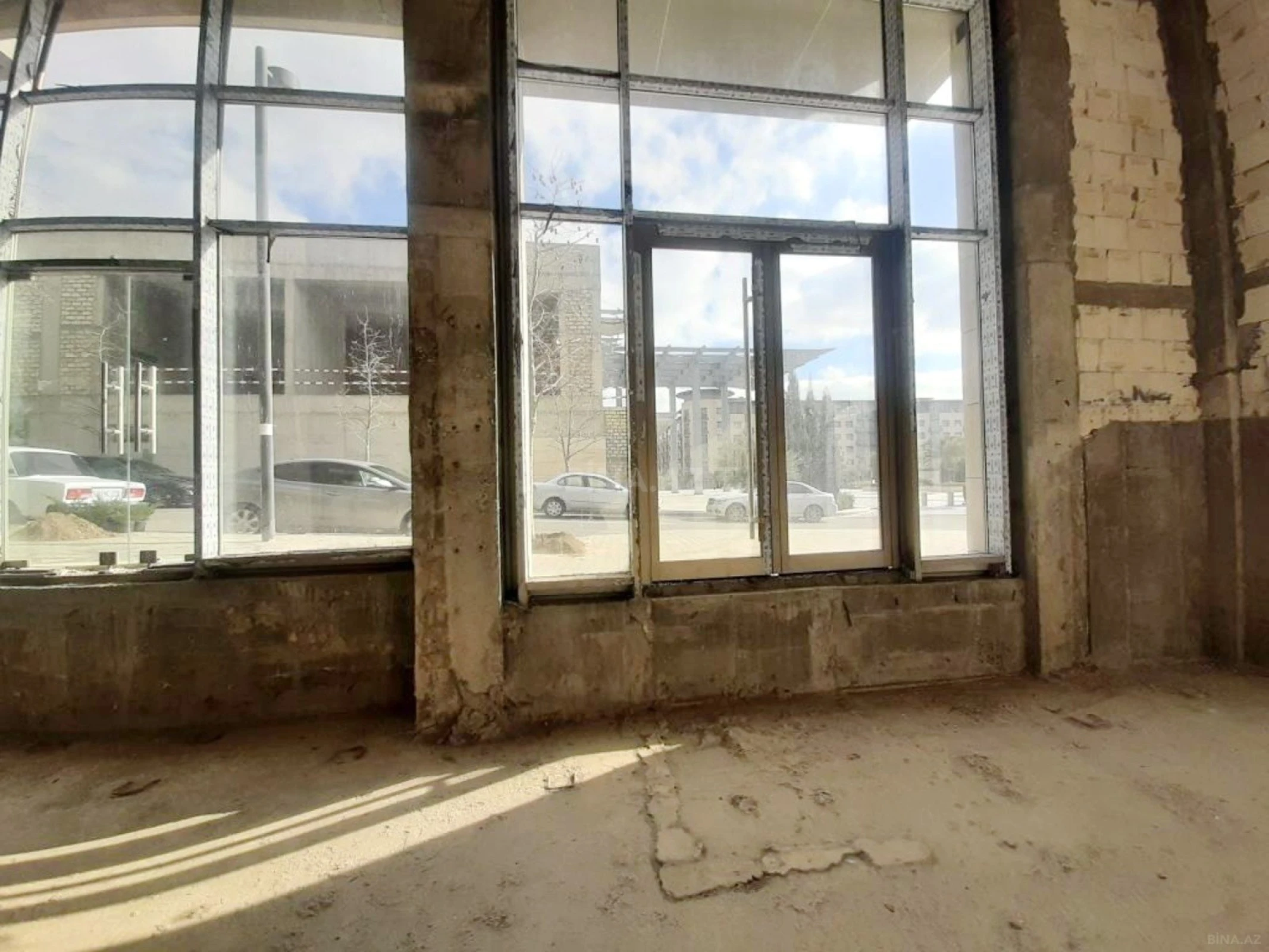 Kirayə verilir obyekt 11000 m²