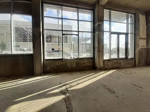 Kirayə verilir obyekt 11000 m²