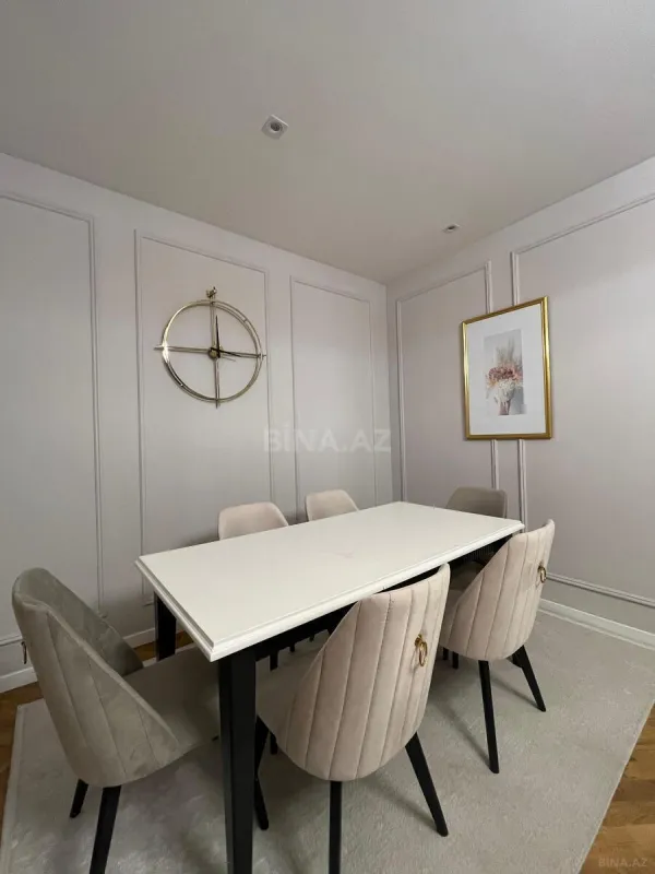 Kirayə verilir 2 otaqlı mənzil 105 m²