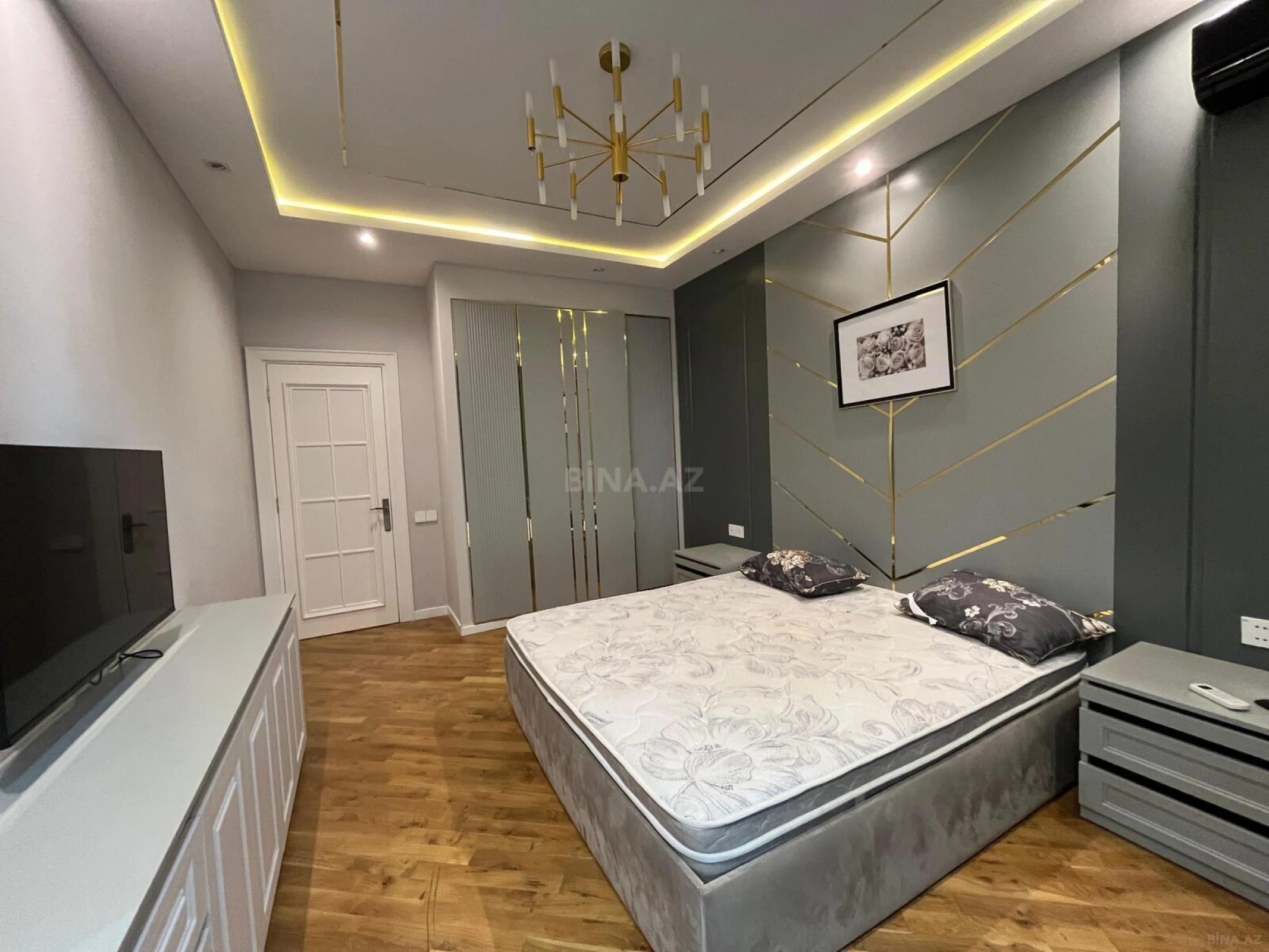 Kirayə verilir 2 otaqlı mənzil 105 m²