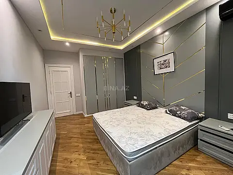 Kirayə verilir 2 otaqlı mənzil 105 m²