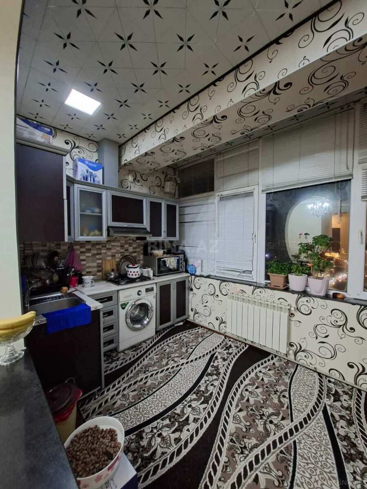 Satılır 2 otaqlı mənzil 74 m²