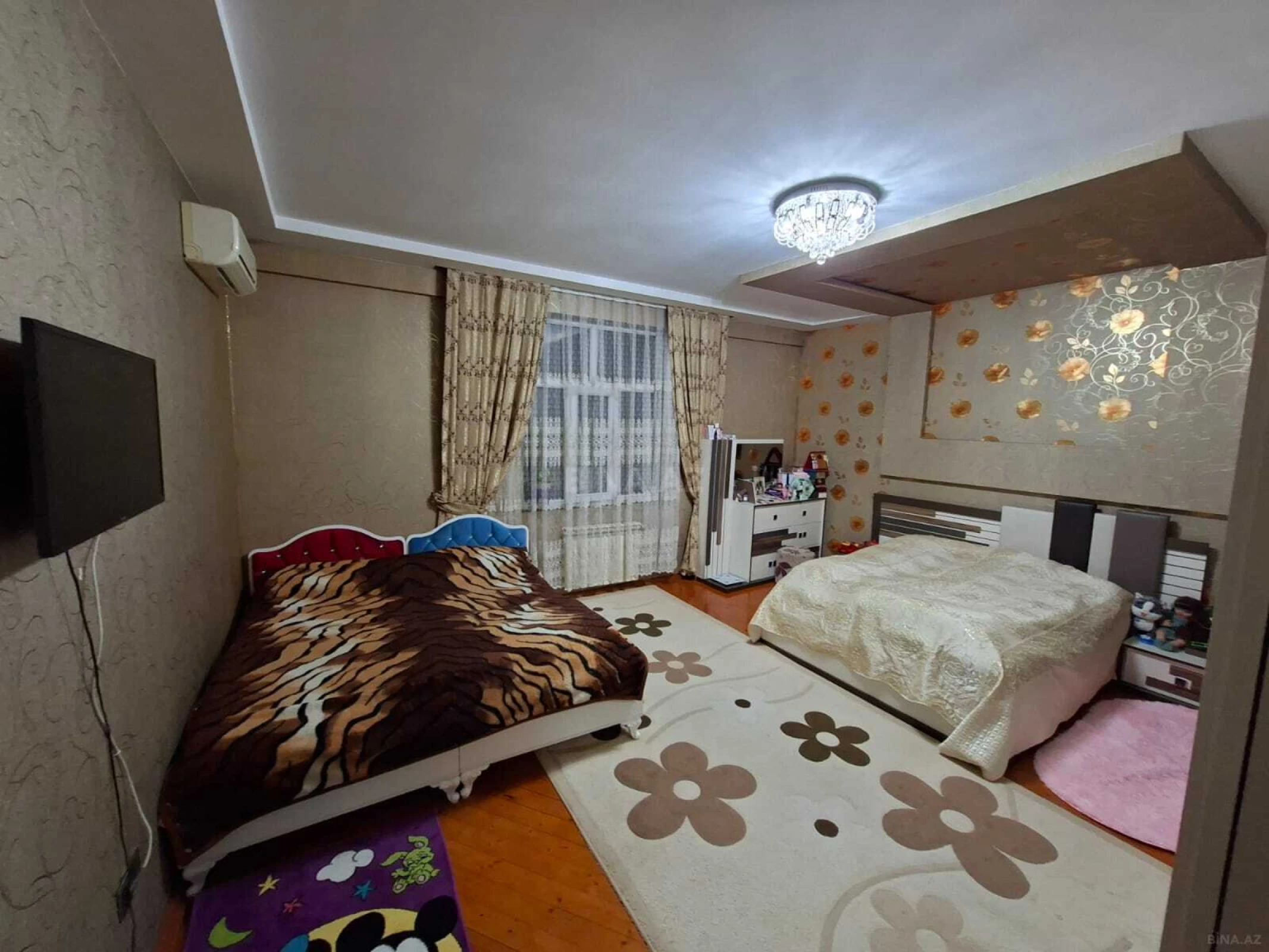 Satılır 2 otaqlı mənzil 74 m²