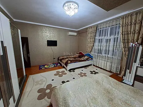 Satılır 2 otaqlı mənzil 74 m²