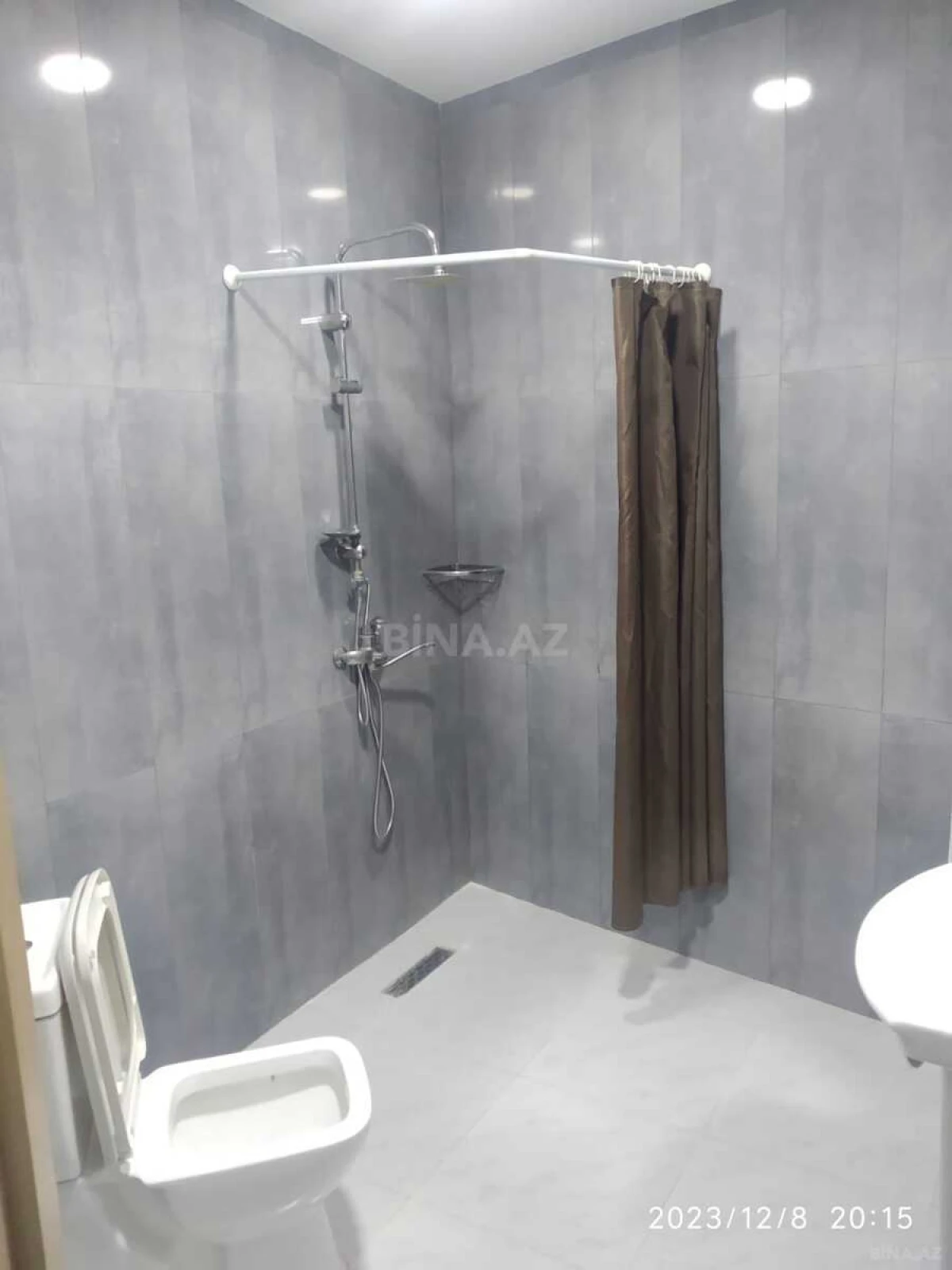 Kirayə verilir 2 otaqlı mənzil 60 m²