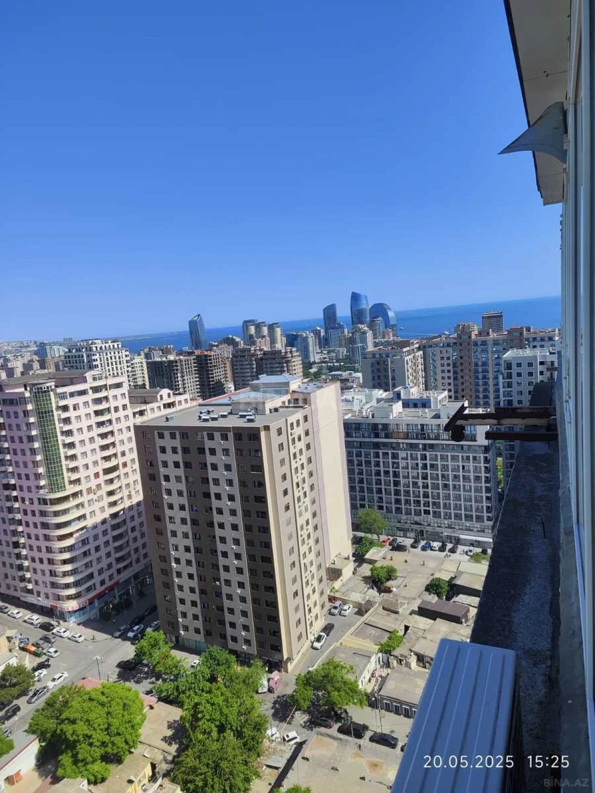 Kirayə verilir 2 otaqlı mənzil 60 m²