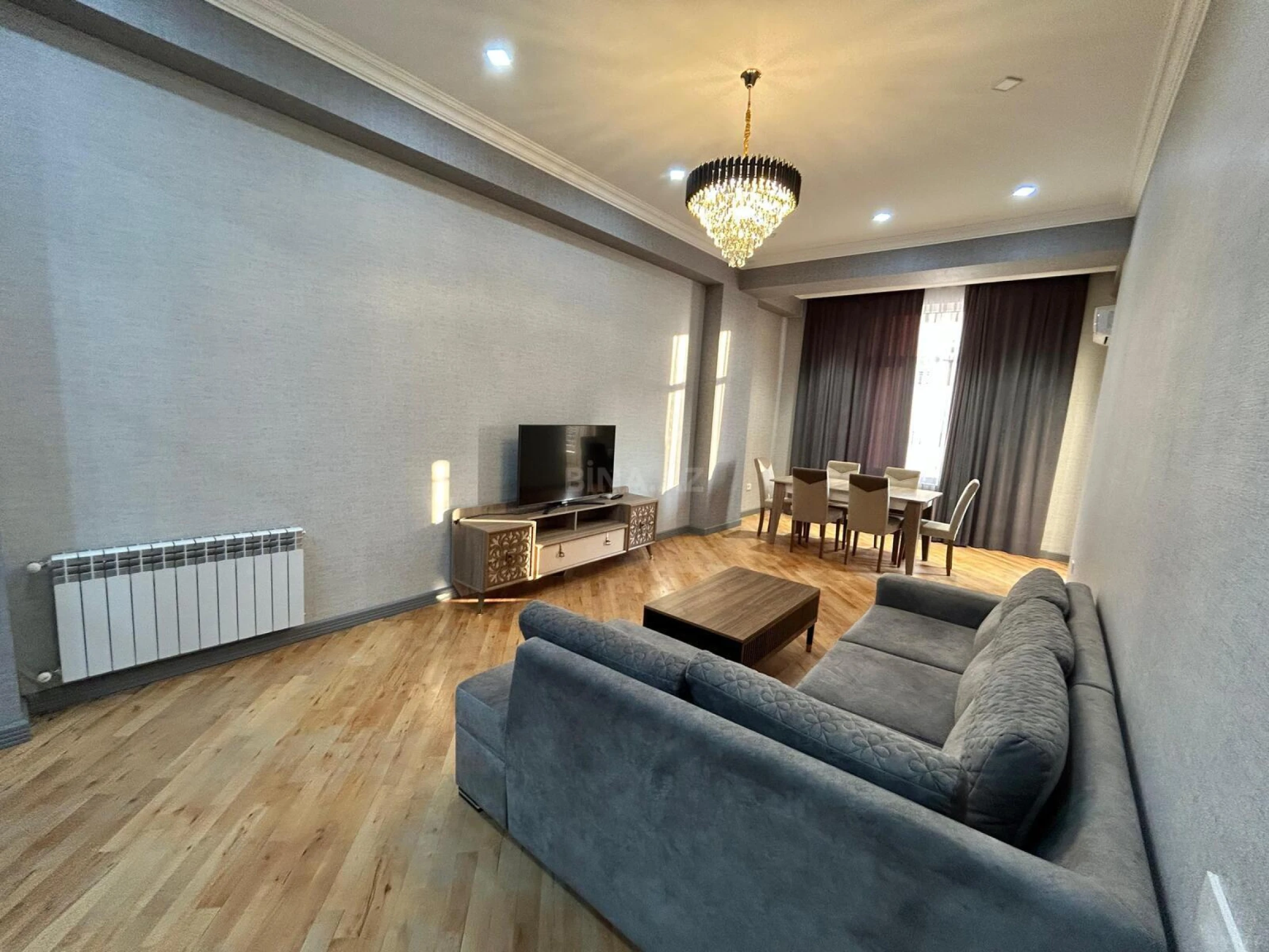 Kirayə verilir 2 otaqlı mənzil 90 m²