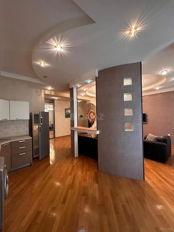 Satılır 3 otaqlı mənzil 87 m²