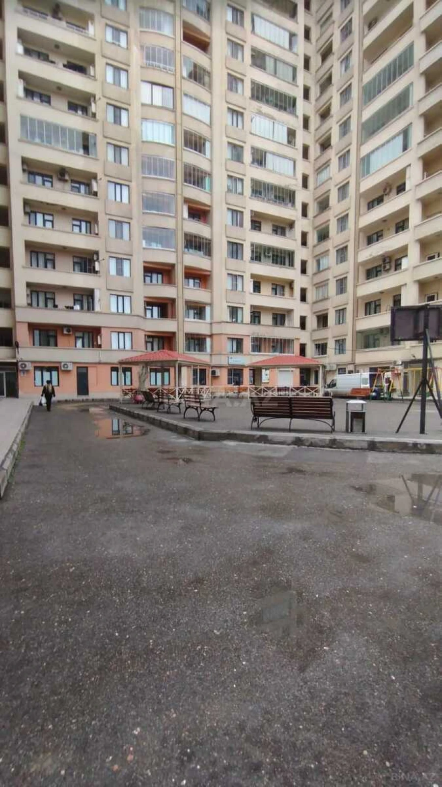 Satılır 3 otaqlı mənzil 87 m²