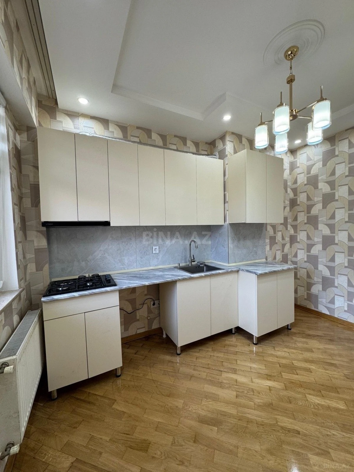 Satılır 3 otaqlı mənzil 90 m²