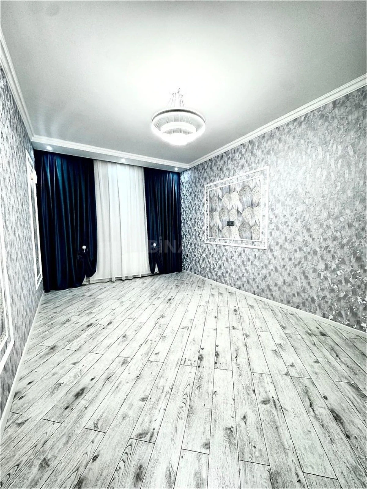 Satılır 2 otaqlı mənzil 52 m²