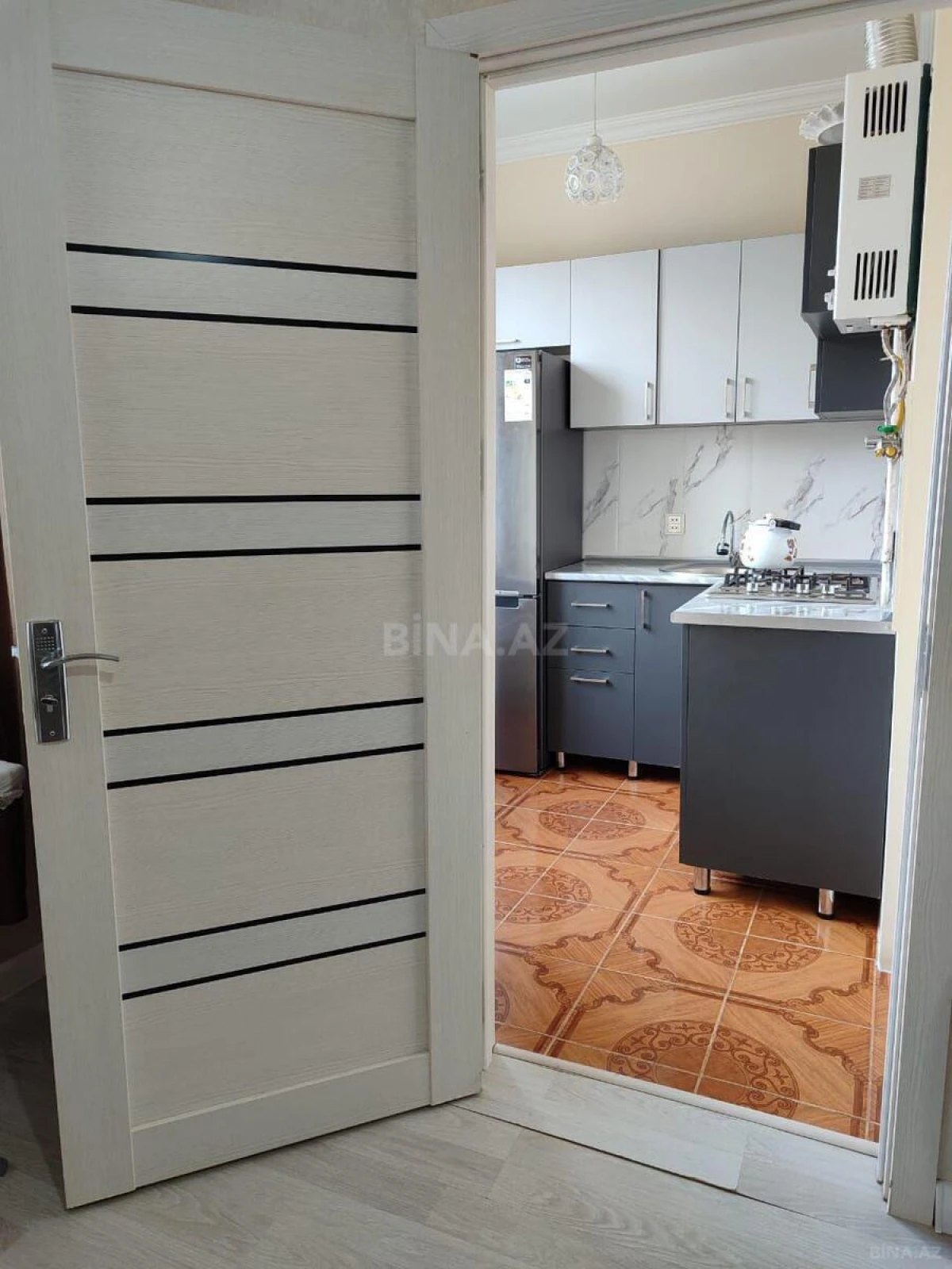 Kirayə verilir 1 otaqlı mənzil 44 m²