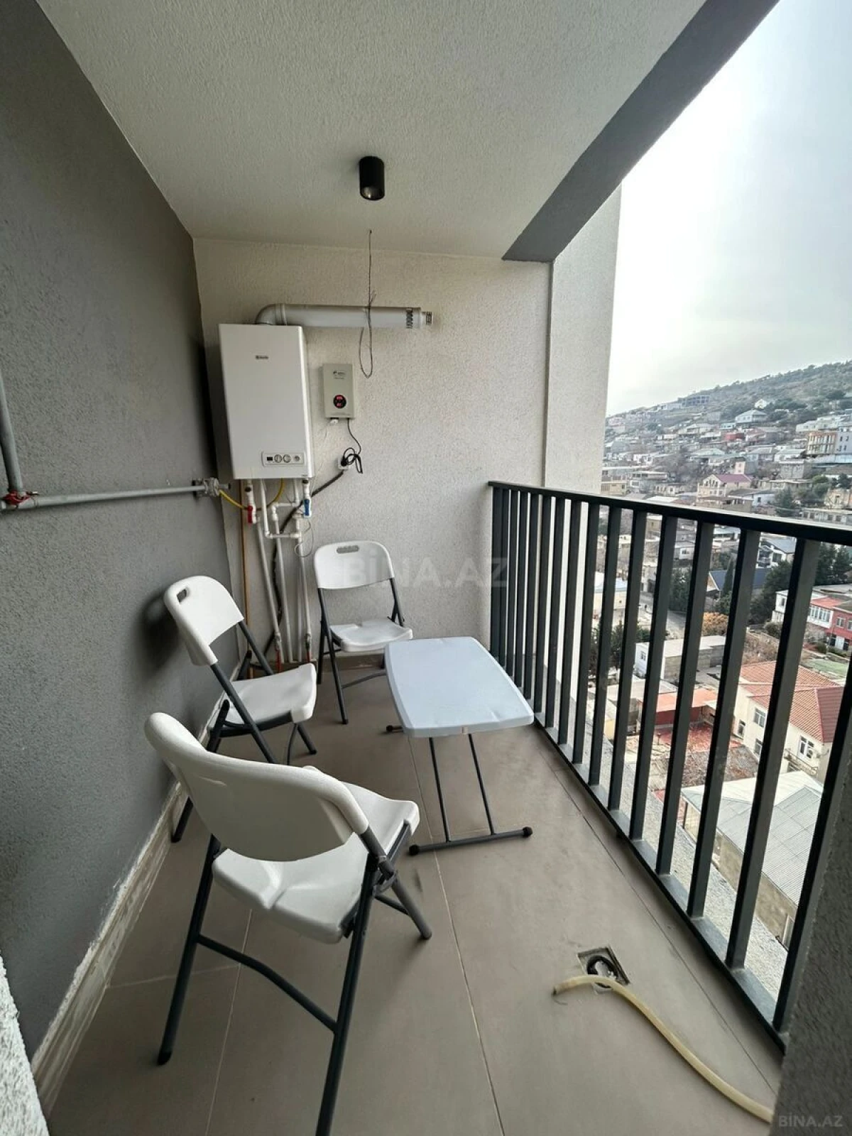 Kirayə verilir 2 otaqlı mənzil 85 m²