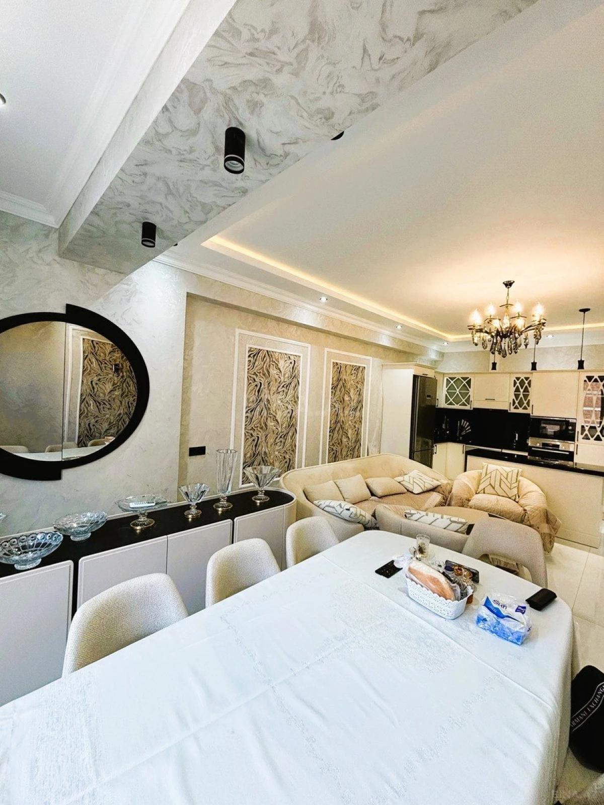 Satılır 4 otaqlı mənzil 167.7 m²