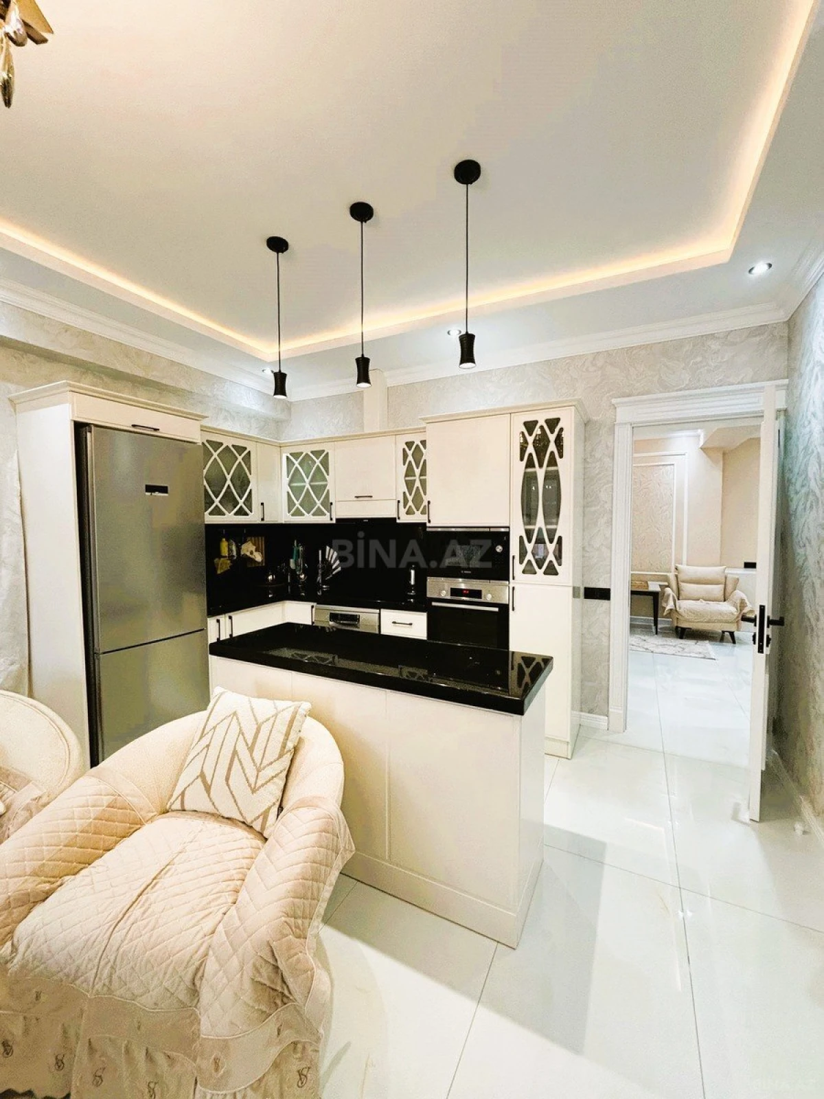 Satılır 4 otaqlı mənzil 167.7 m²