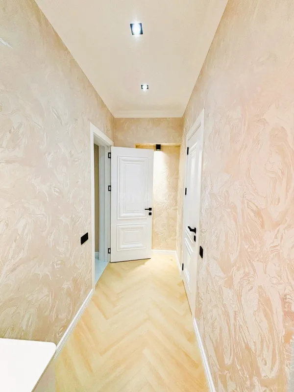 Satılır 4 otaqlı mənzil 167.7 m²