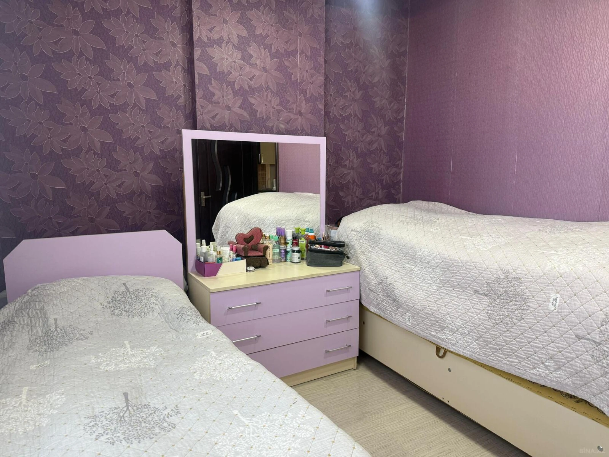 Satılır 3 otaqlı mənzil 108 m²