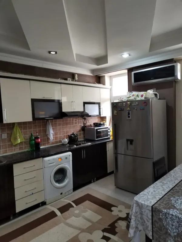 Satılır 3 otaqlı mənzil 108 m²