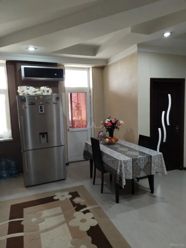 Satılır 3 otaqlı mənzil 108 m²