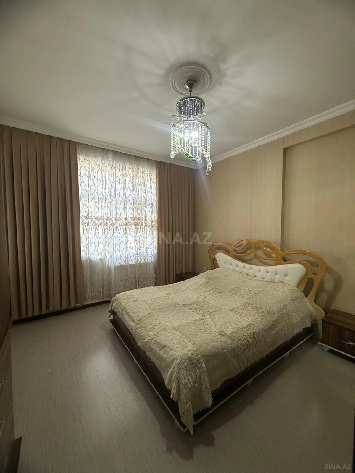 Satılır 3 otaqlı mənzil 108 m²