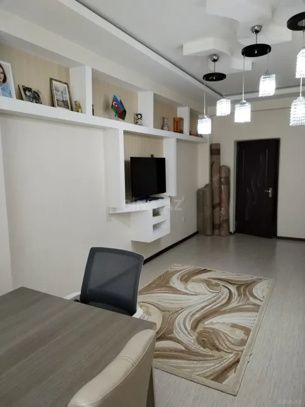 Satılır 3 otaqlı mənzil 108 m²