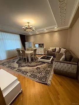 Kirayə verilir 3 otaqlı mənzil 115 m² — Bakı 3 otaq 115.00 m²