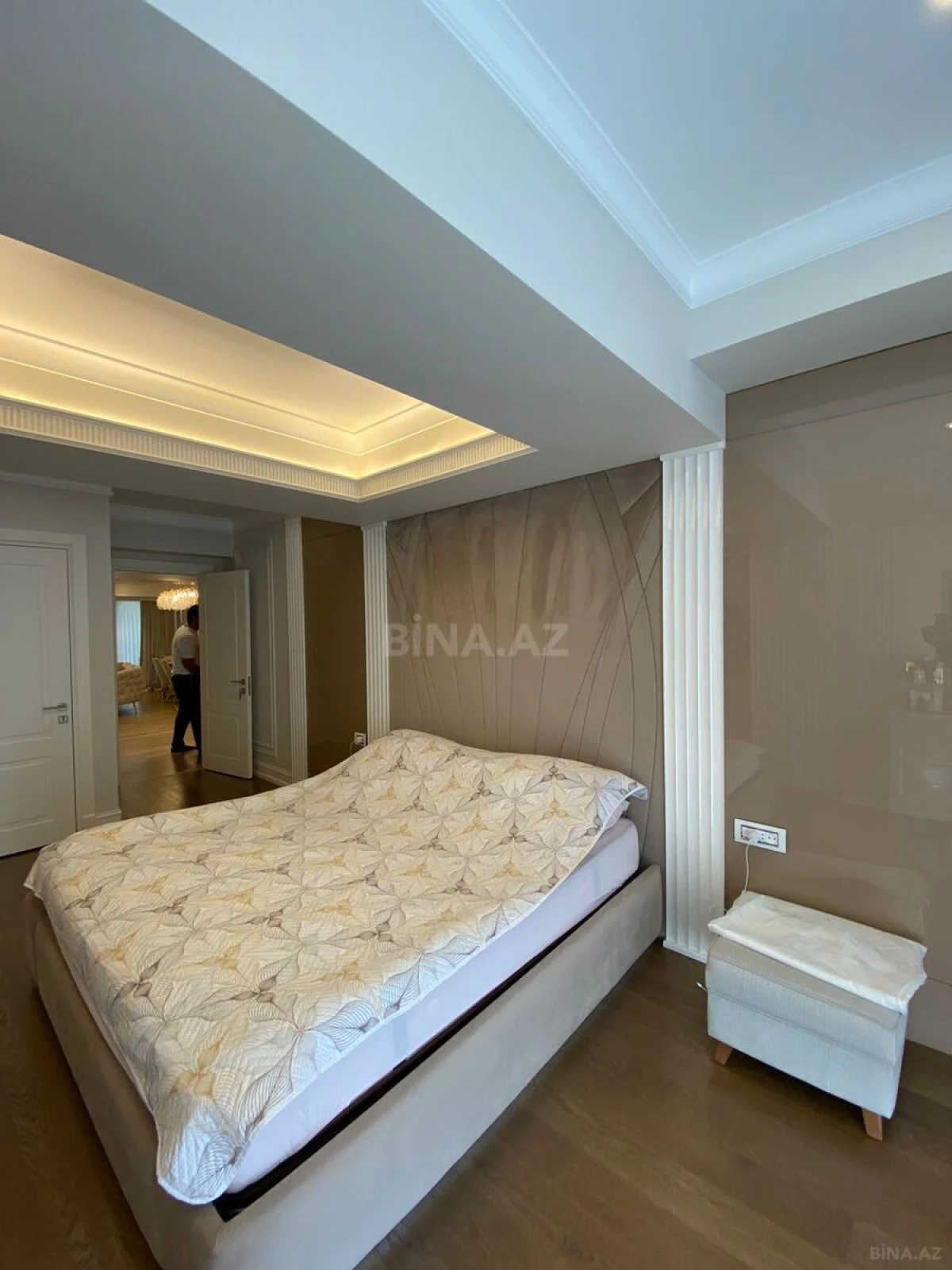 Kirayə verilir 3 otaqlı mənzil 120 m²