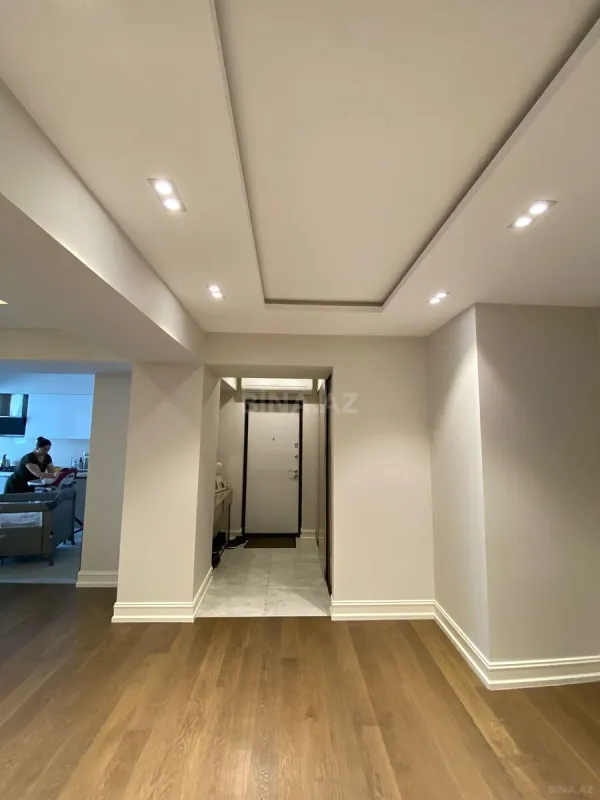 Kirayə verilir 3 otaqlı mənzil 120 m²