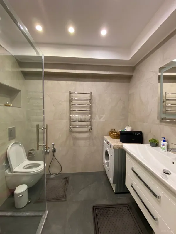 Kirayə verilir 3 otaqlı mənzil 120 m²