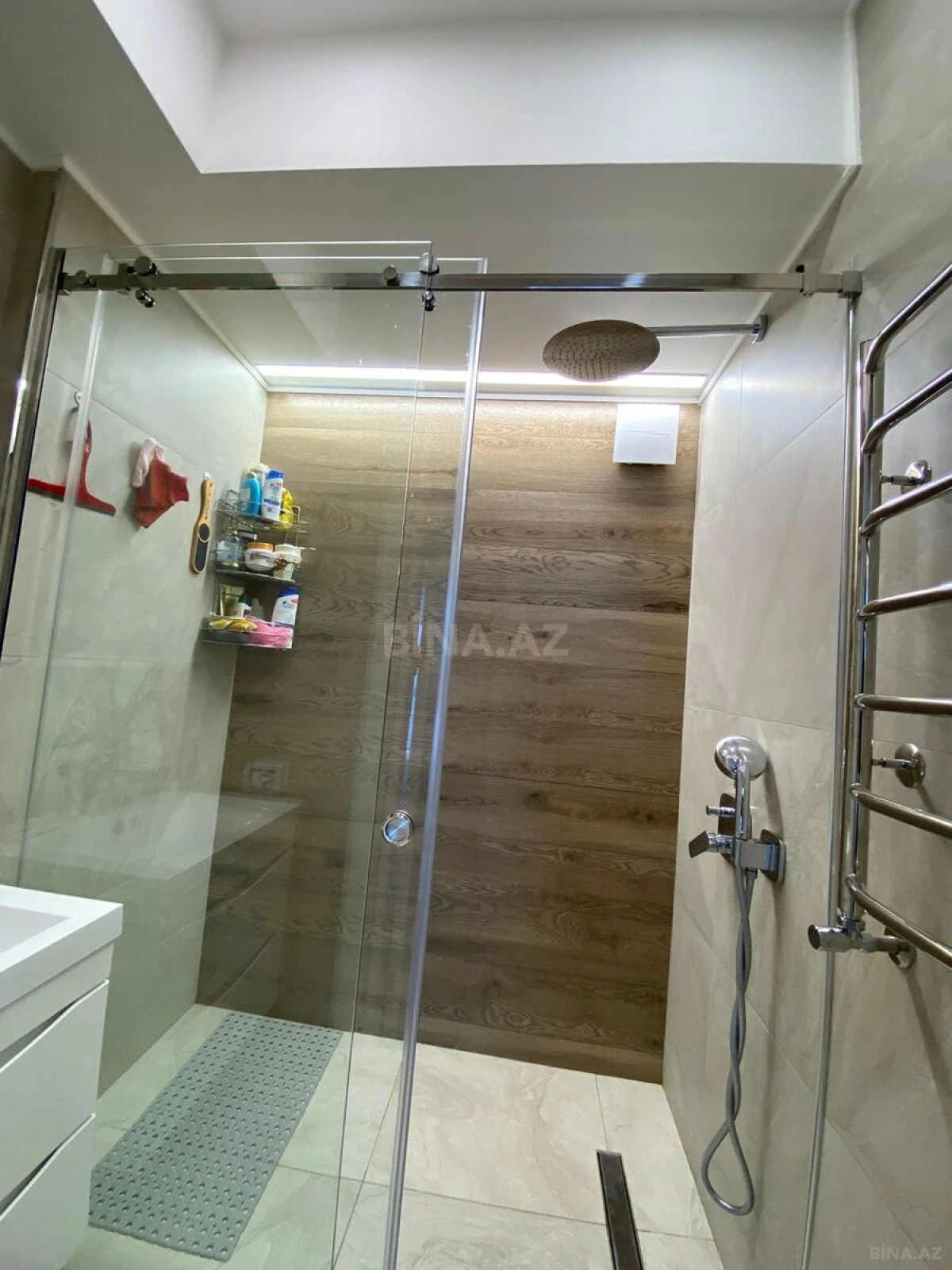 Kirayə verilir 3 otaqlı mənzil 120 m²