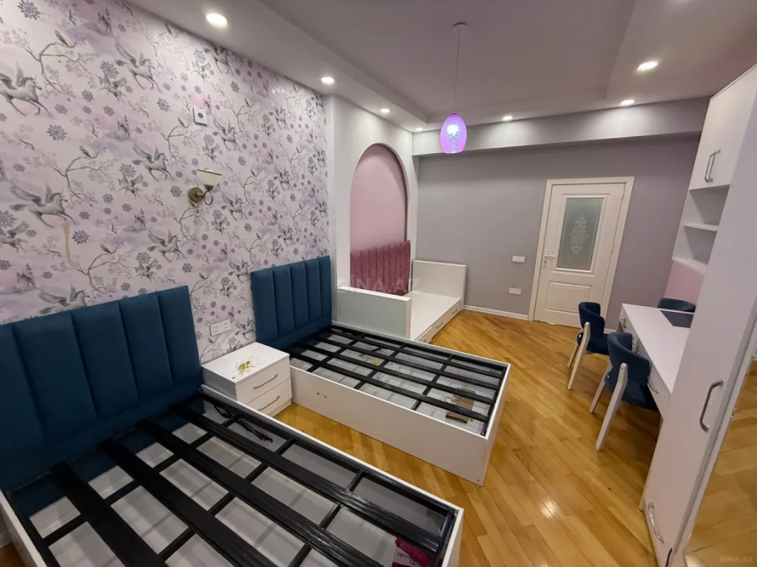 Satılır 3 otaqlı mənzil 120 m²