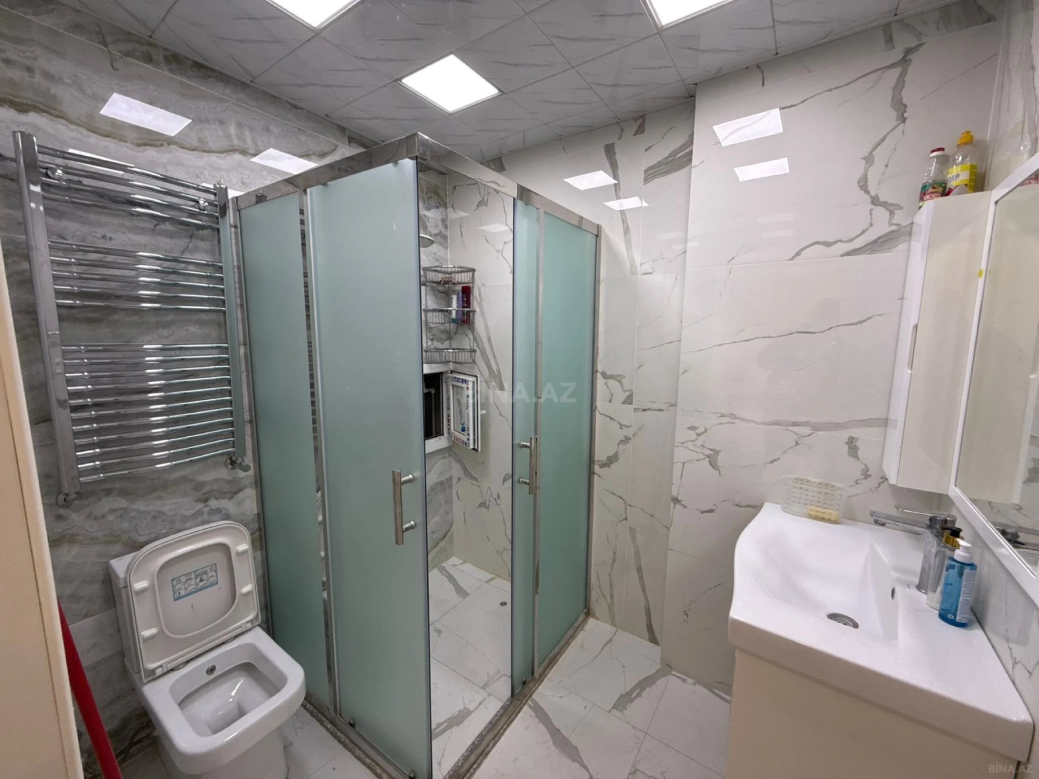 Satılır 3 otaqlı mənzil 120 m²