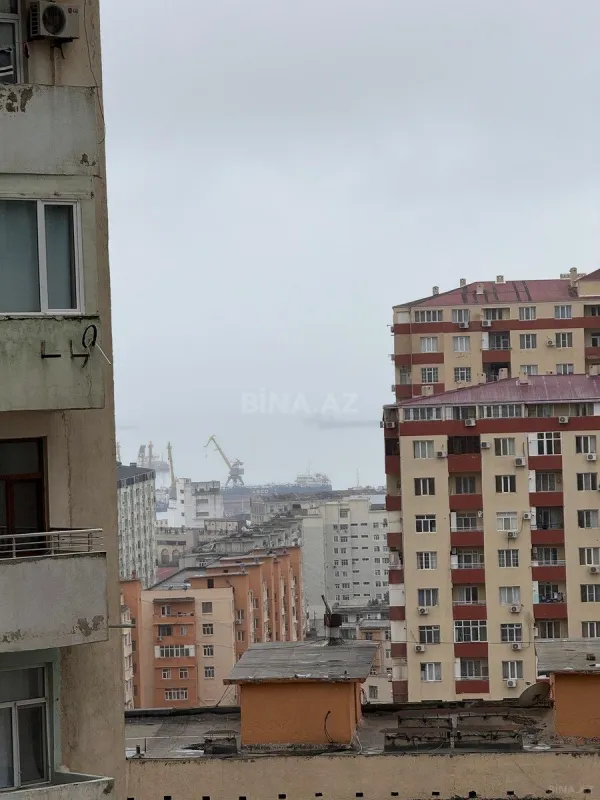 Satılır 2 otaqlı mənzil 65 m²