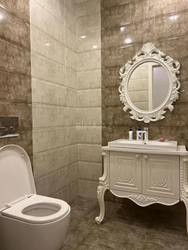 Satılır 2 otaqlı mənzil 111 m²